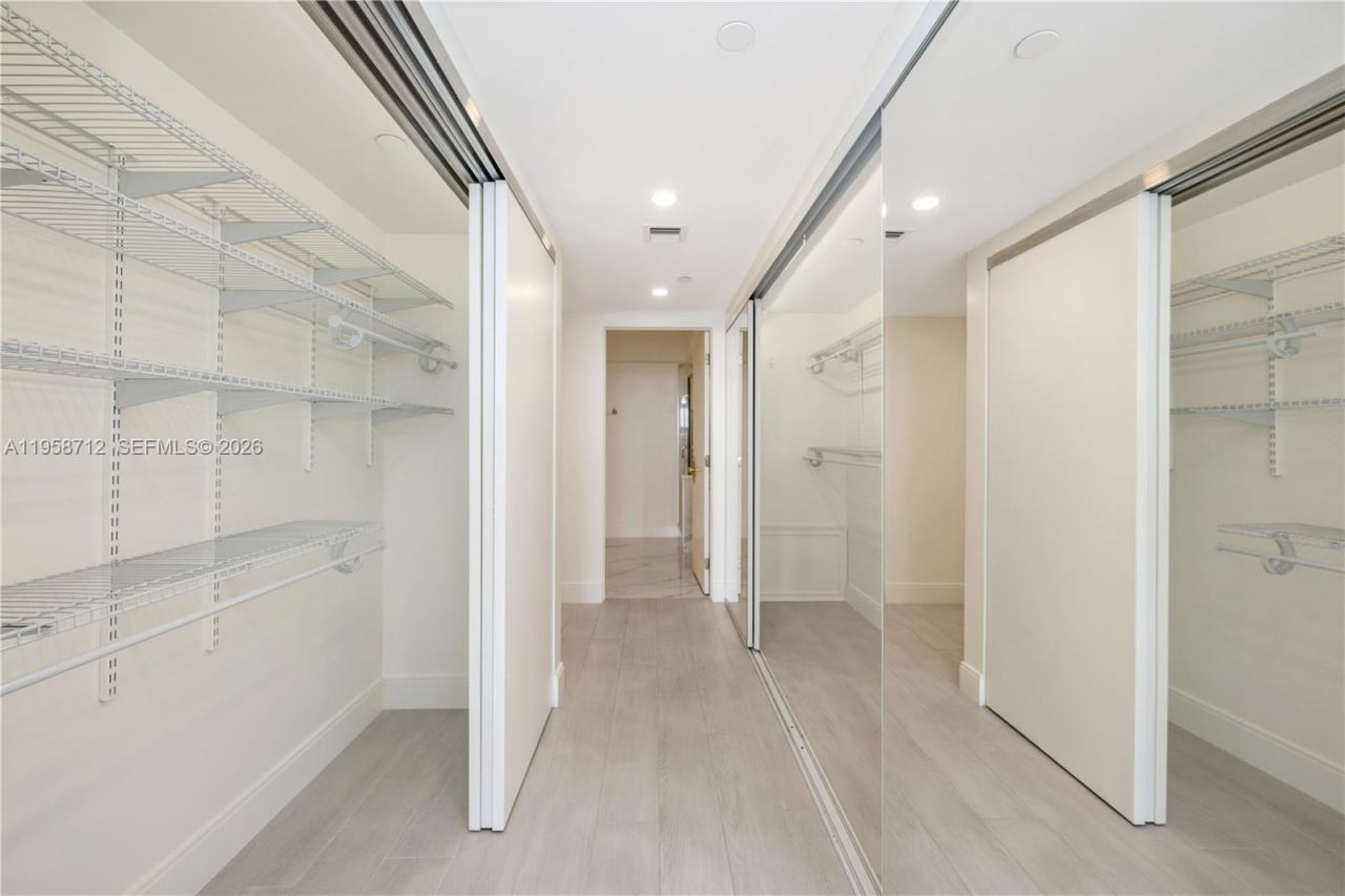 529 S Flagler Dr , Unit 19G, West Palm Beach, FL 33401 Photo