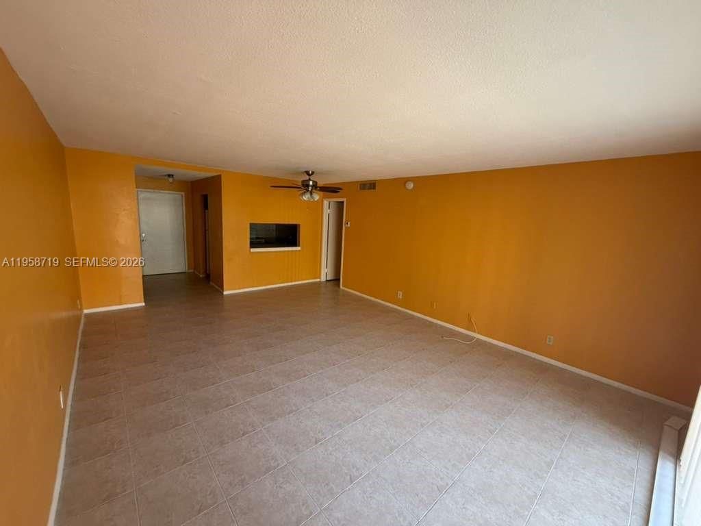 4848 NW 24th Ct, Unit 232, Lauderdale Lakes, FL 33313 Photo