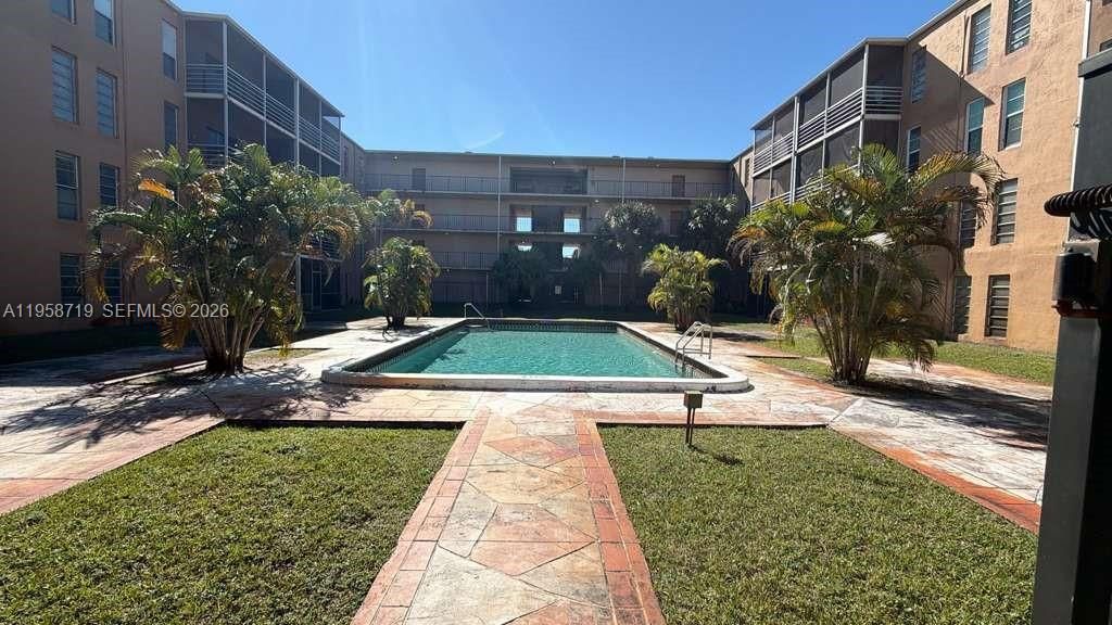 4848 NW 24th Ct, Unit 232, Lauderdale Lakes, FL 33313 Photo