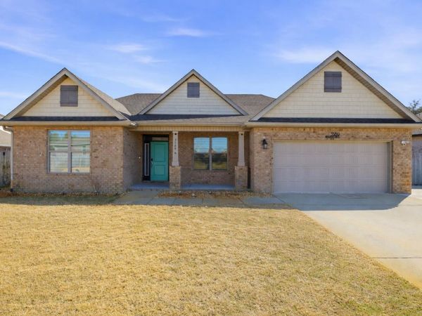 3589 Pelican Bay Circle, Gulf Breeze, FL 32563