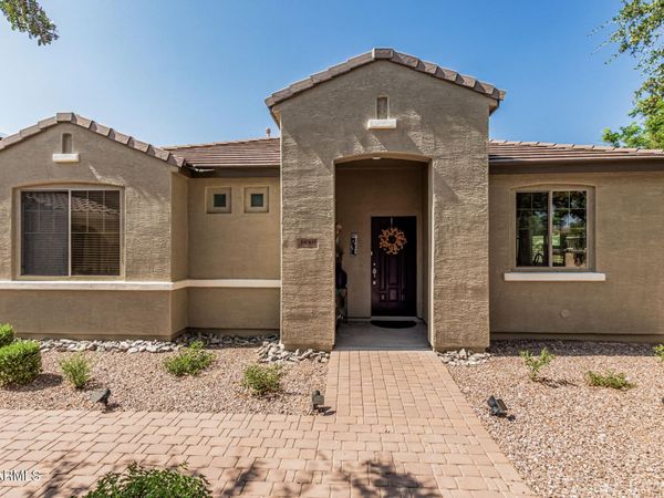 1849 S BALBOA Drive, Gilbert, AZ 85295