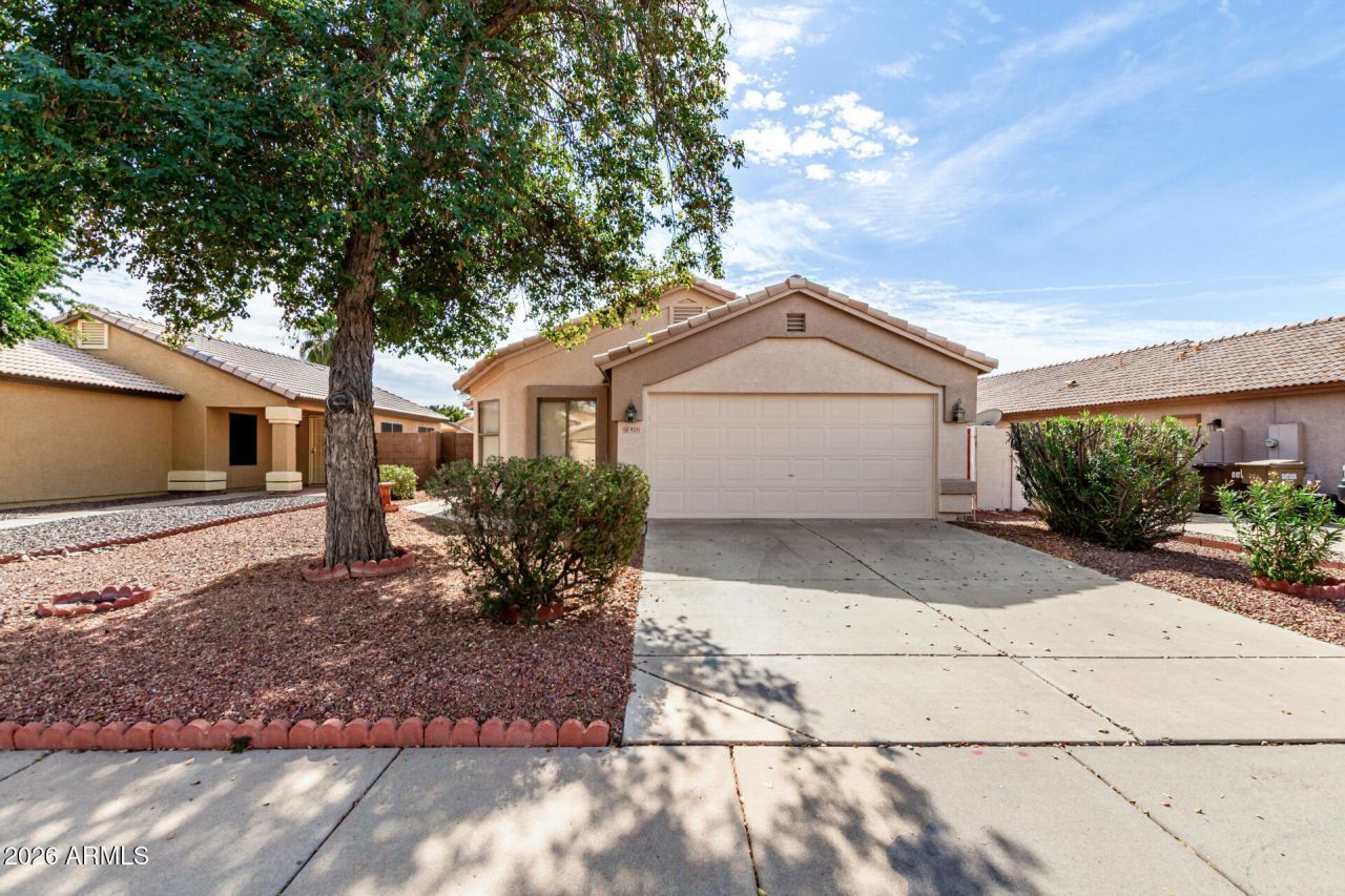 9251 W Cinnabar Avenue, Peoria, AZ 85345 Main Photo
