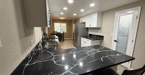 3945 Sparrow Ct, Modesto, CA 95356 Photo