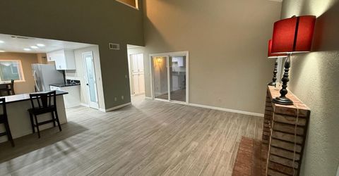 3945 Sparrow Ct, Modesto, CA 95356 Photo