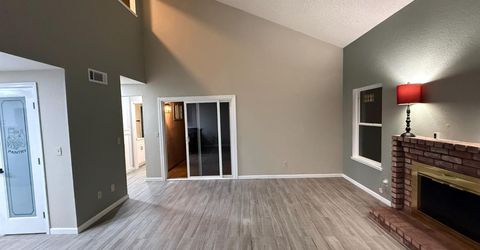 3945 Sparrow Ct, Modesto, CA 95356 Photo