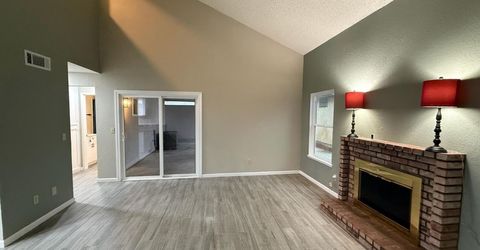 3945 Sparrow Ct, Modesto, CA 95356 Photo