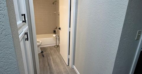 3945 Sparrow Ct, Modesto, CA 95356 Photo