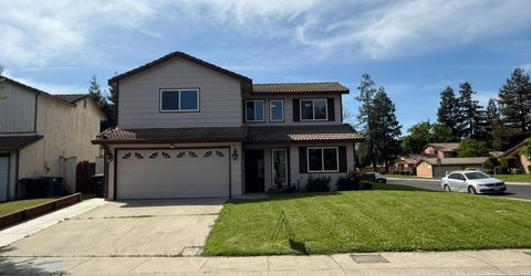 3945 Sparrow Ct, Modesto, CA 95356 Photo