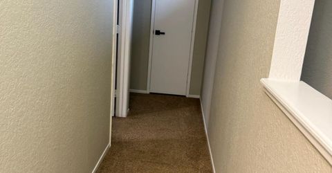 3945 Sparrow Ct, Modesto, CA 95356 Photo