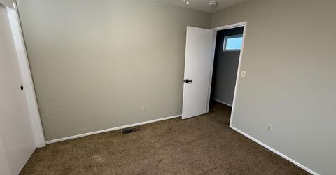 3945 Sparrow Ct, Modesto, CA 95356 Photo