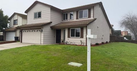 3945 Sparrow Ct, Modesto, CA 95356 Photo