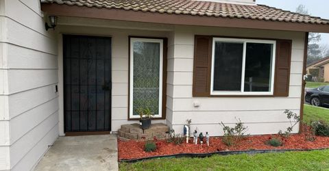 3945 Sparrow Ct, Modesto, CA 95356 Photo