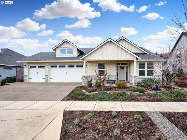 807 IKE MOONEY RD, Silverton, OR 97381