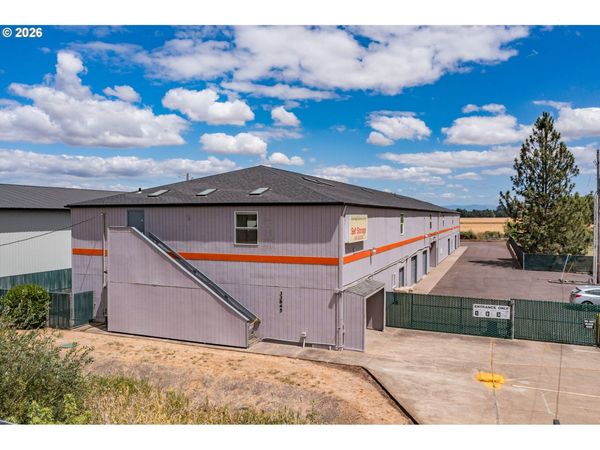 33845 HIGHWAY 99E, Tangent, OR 97389