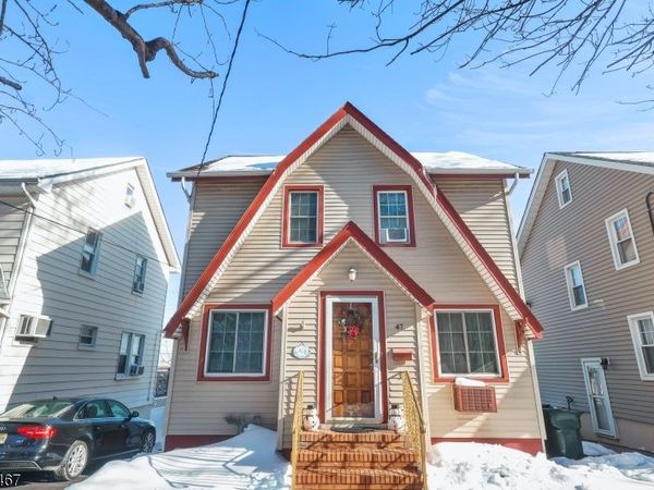 47 Elycroft Pkwy, Rutherford, NJ 07070