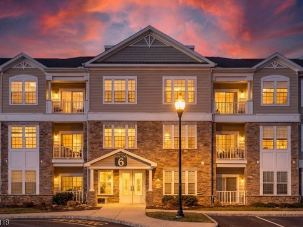 6110 Veterans Dr, Rockaway, NJ 07885