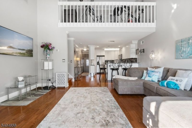 5 Bluebird Ct, Hampton, NJ 07860 Main Photo