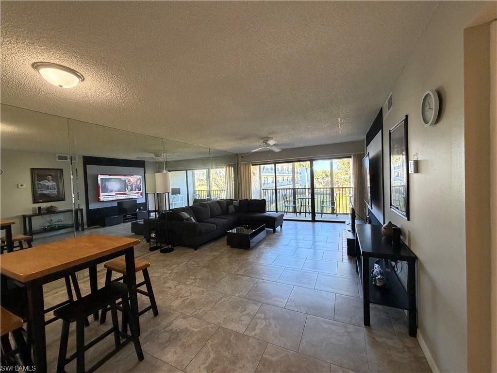 1747 Pebble Beach Dr, Unit 207, Fort Myers, FL 33907 Photo