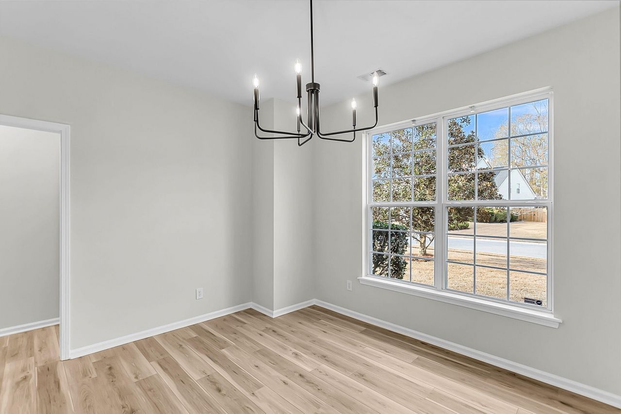 705 Beverly Drive Photo 14