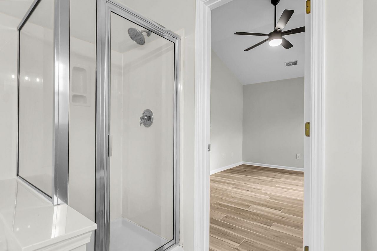 705 Beverly Drive Photo 23