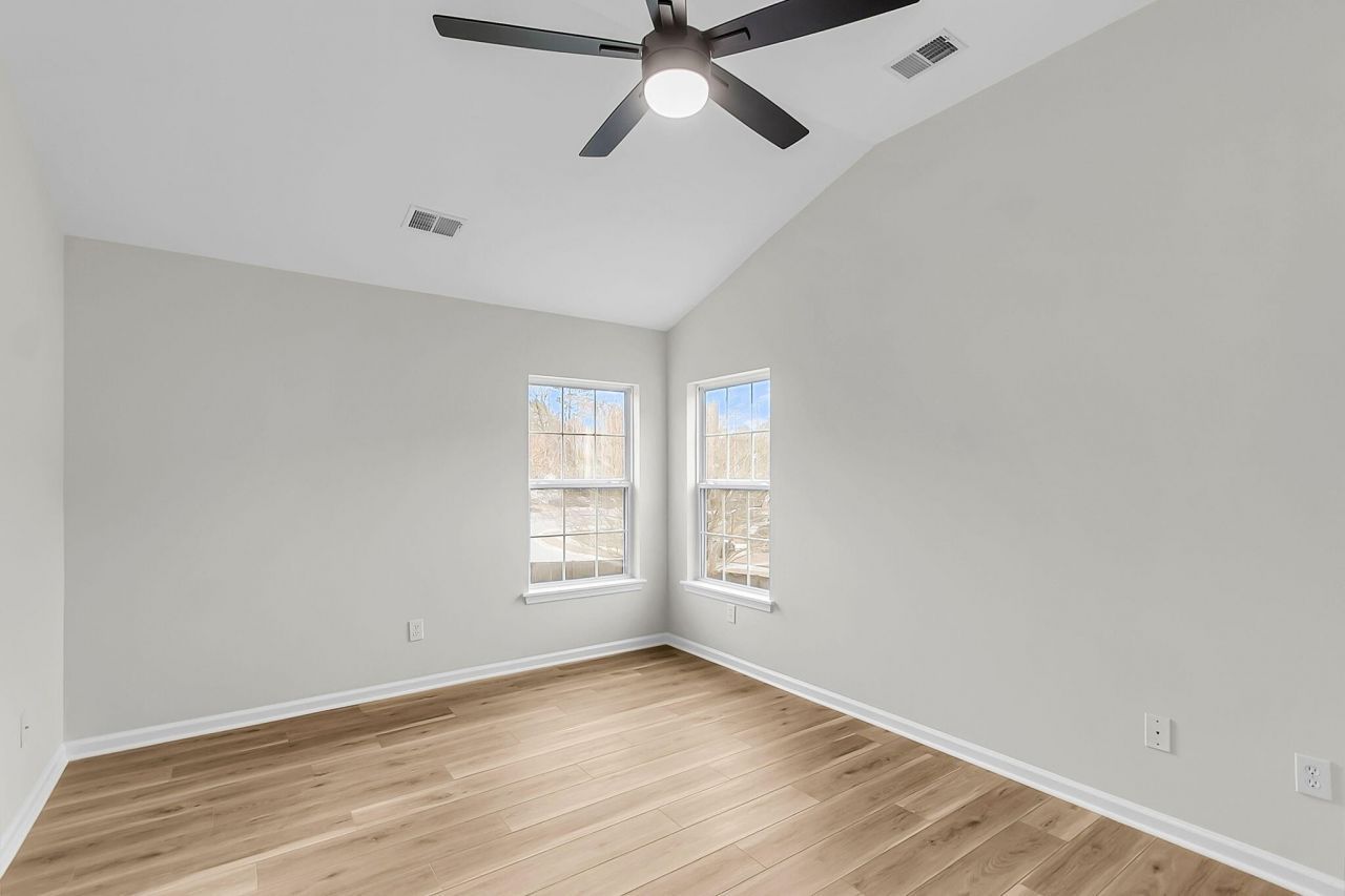 705 Beverly Drive Photo 26