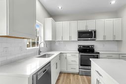 705 Beverly Drive photo 4