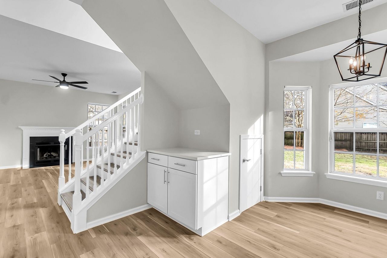 705 Beverly Drive Photo 8