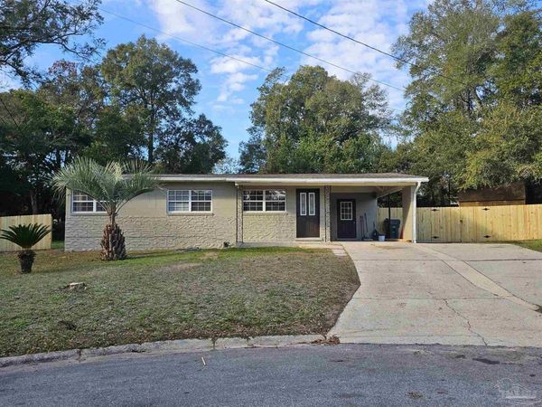 5357 Locklin Ave, Milton, FL 32570