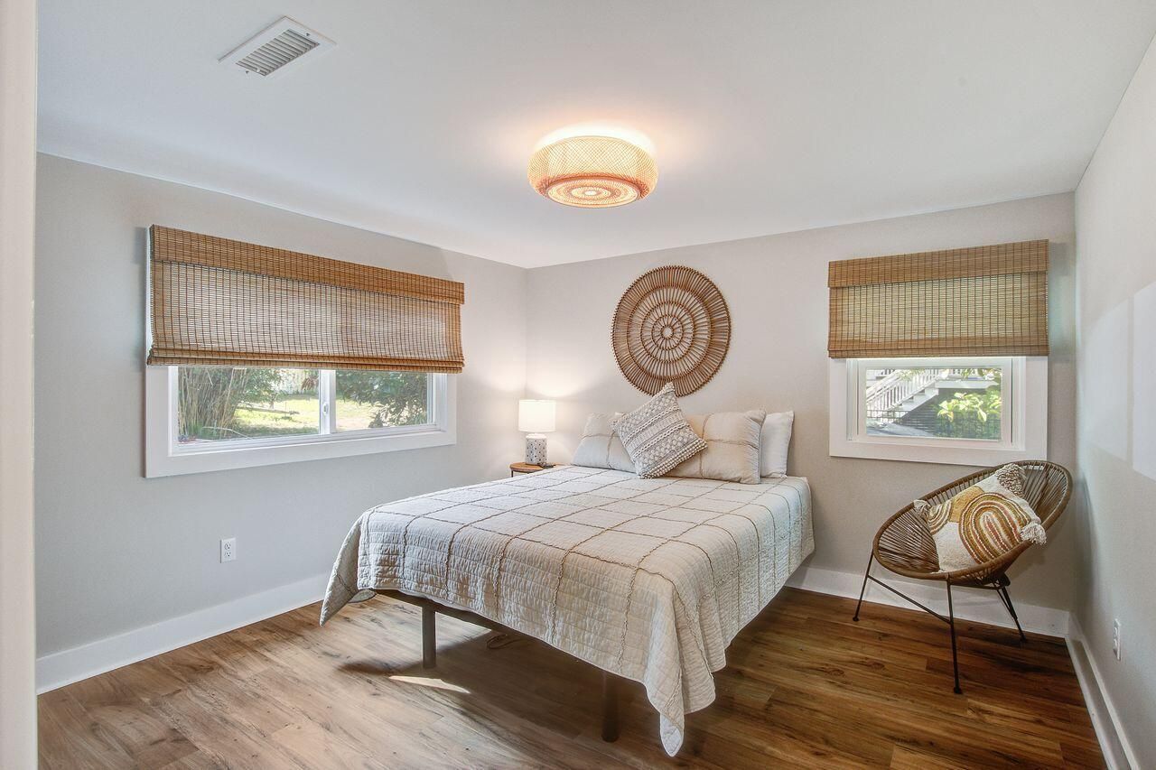 112 W West Huron Avenue Photo 13