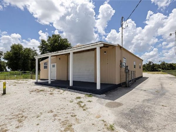 22110 Palm Beach BLVD, ALVA, FL 33920