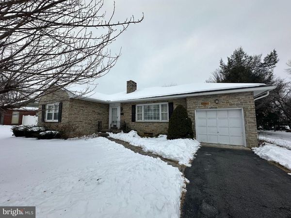 175 ORCHARD CIRCLE, GREENCASTLE, PA 17225