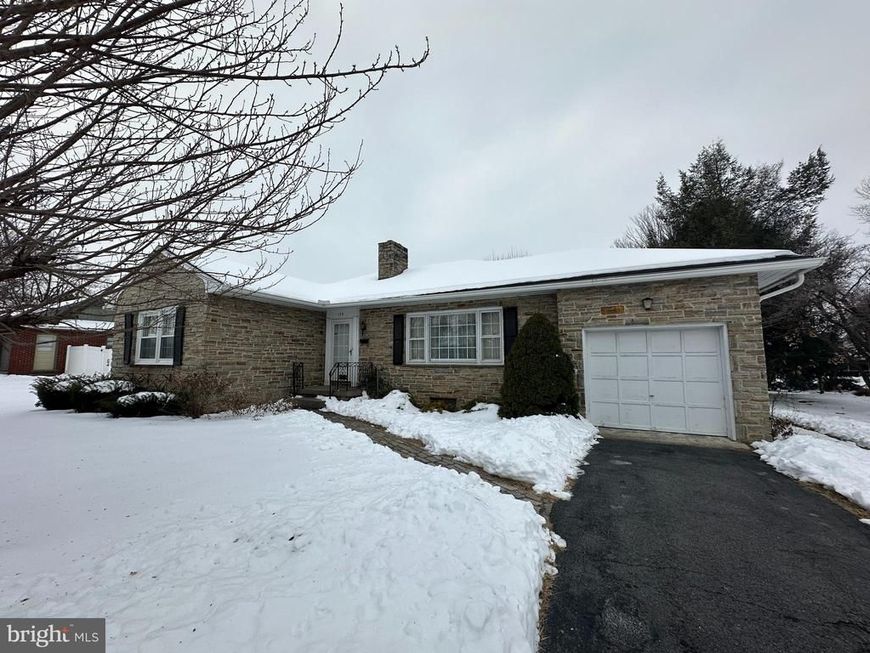 175 Orchard Circle, Greencastle, PA 17225 Main Photo