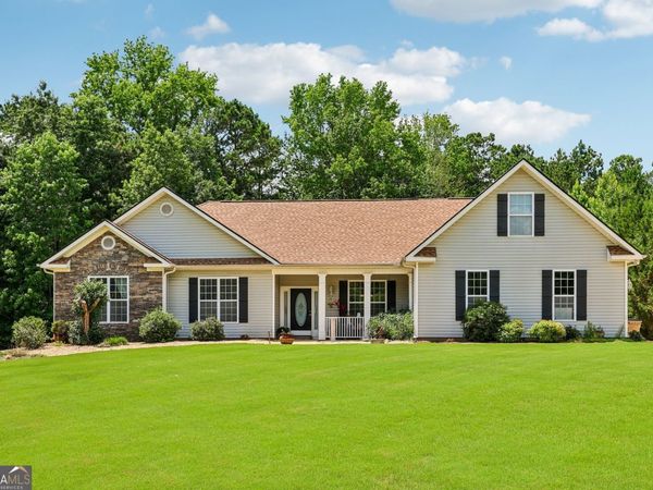 1422 New Holland Circle, Mcdonough, GA 30252