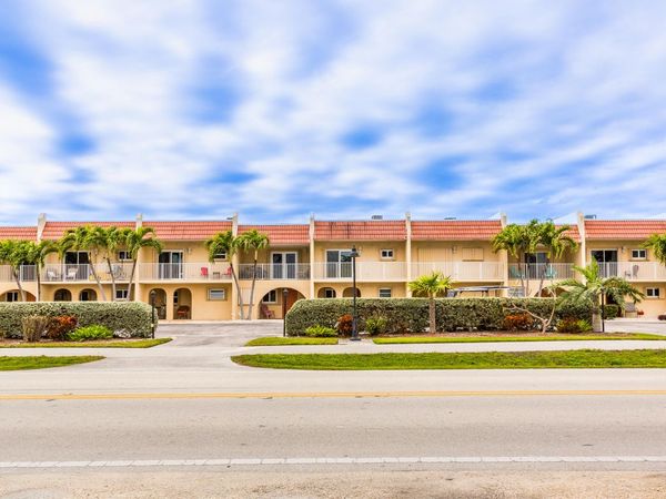 423 Sombrero Beach Road, Unit 10, MARATHON, FL 33050