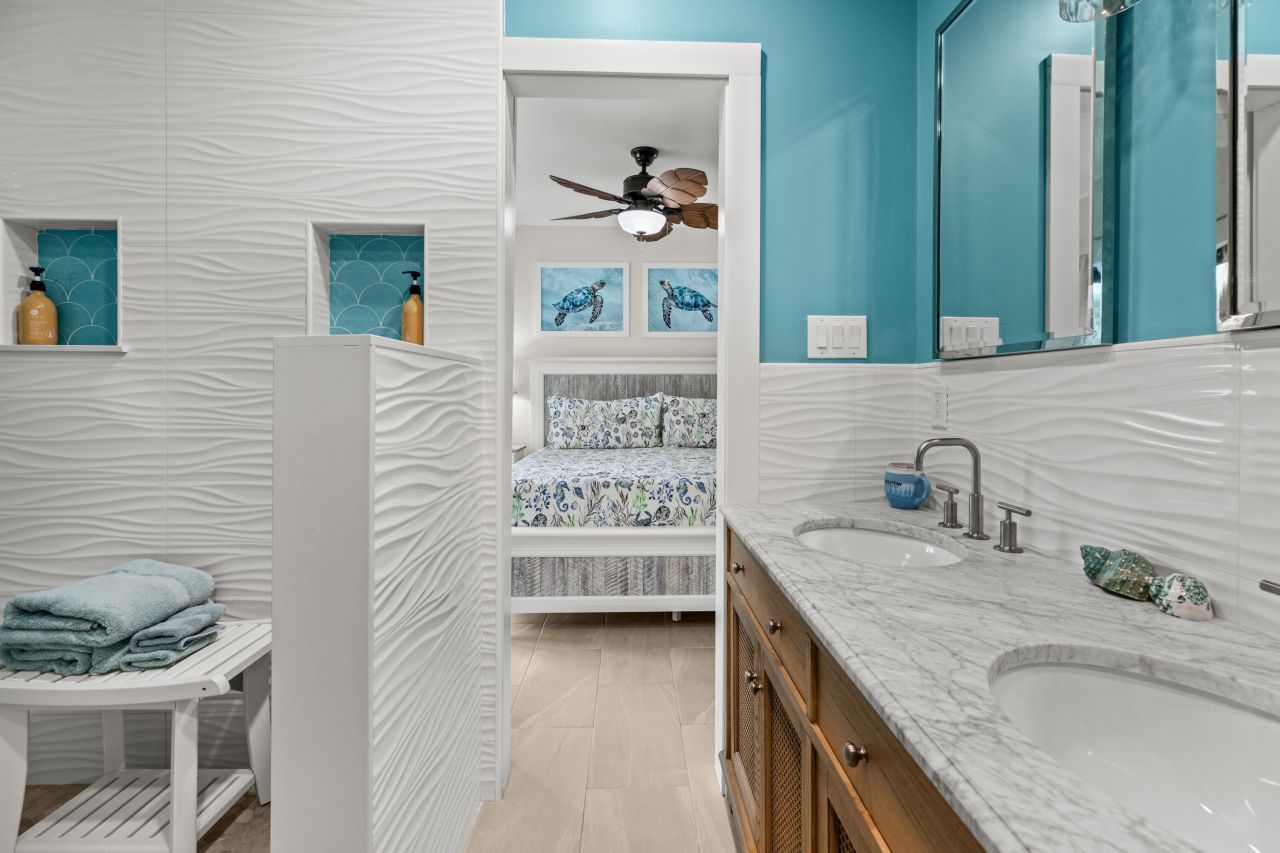 423 Sombrero Beach Road, Unit 10, Marathon, FL 33050 Photo