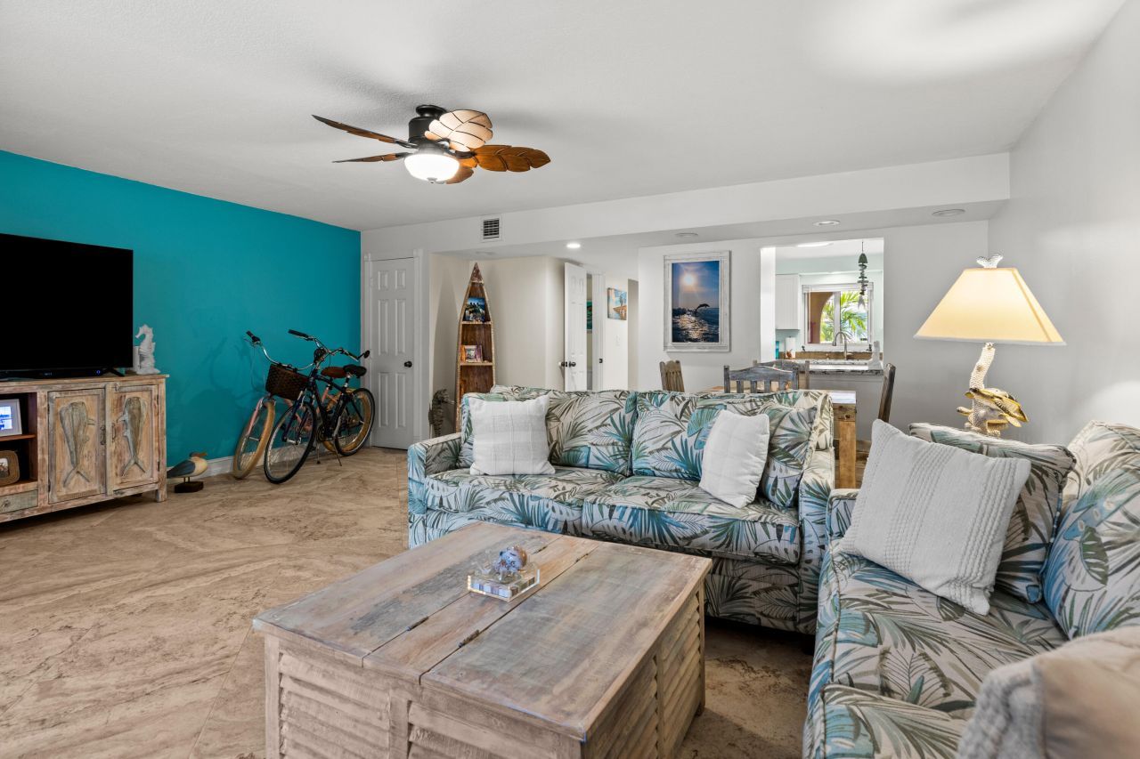 423 Sombrero Beach Road, Unit 10, Marathon, FL 33050 Photo