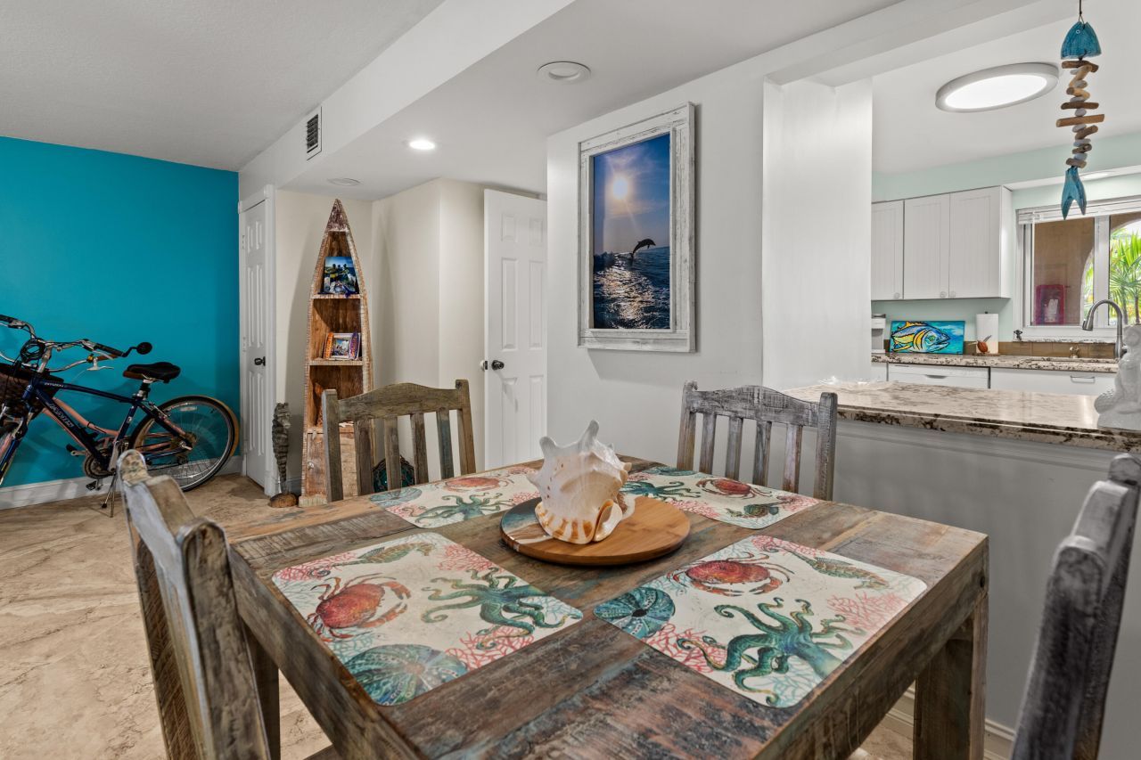 423 Sombrero Beach Road, Unit 10, Marathon, FL 33050 Photo