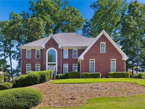 3920 Brookline Drive NE, Alpharetta, GA 30022