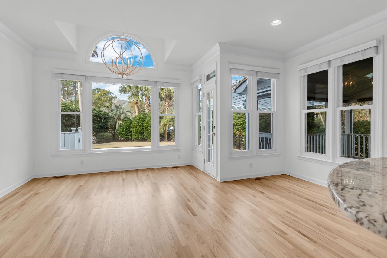 1250 Abercorn Photo 16