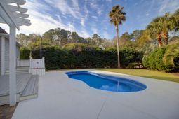 1250 Abercorn photo 4