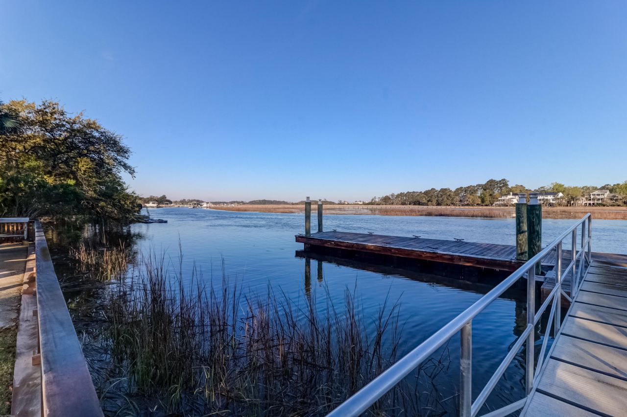 1250 Abercorn Photo 44