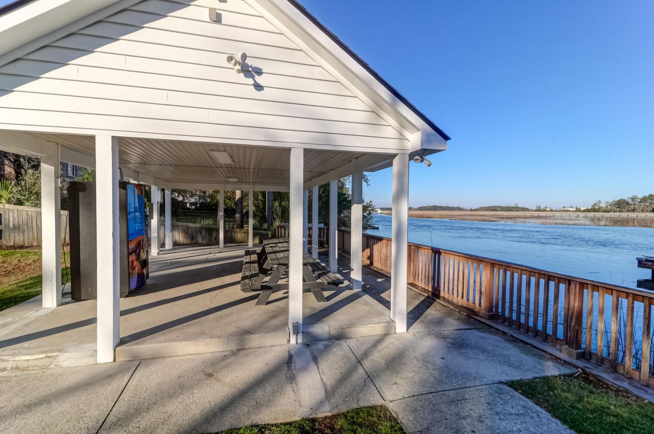 1250 Abercorn Photo 46