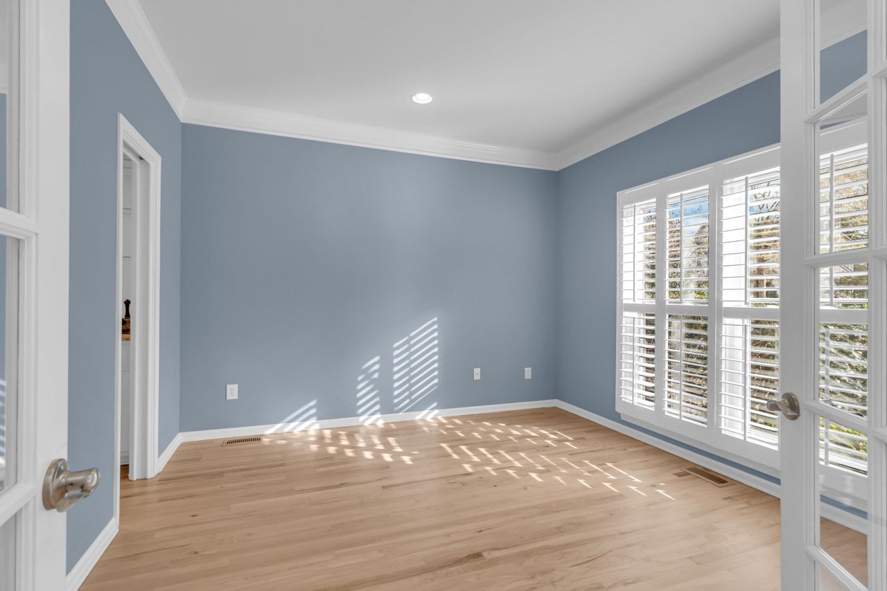 1250 Abercorn Photo 7