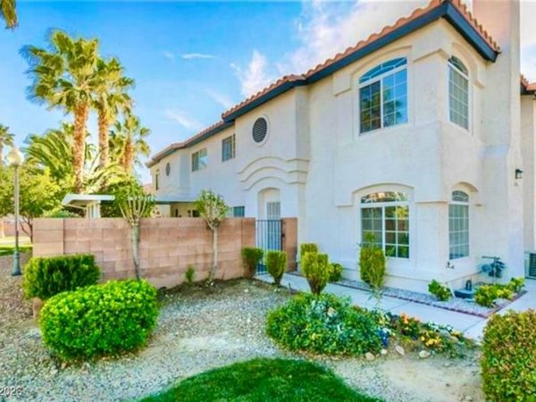 2744 Stars End Street, Las Vegas, NV 89108