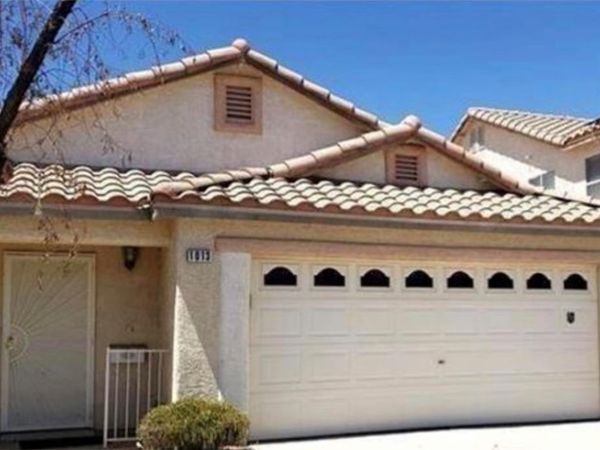 1013 Adobe Flat Drive, Henderson, NV 89011