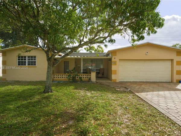 7630 Embassy Blvd, Miramar, FL 33023