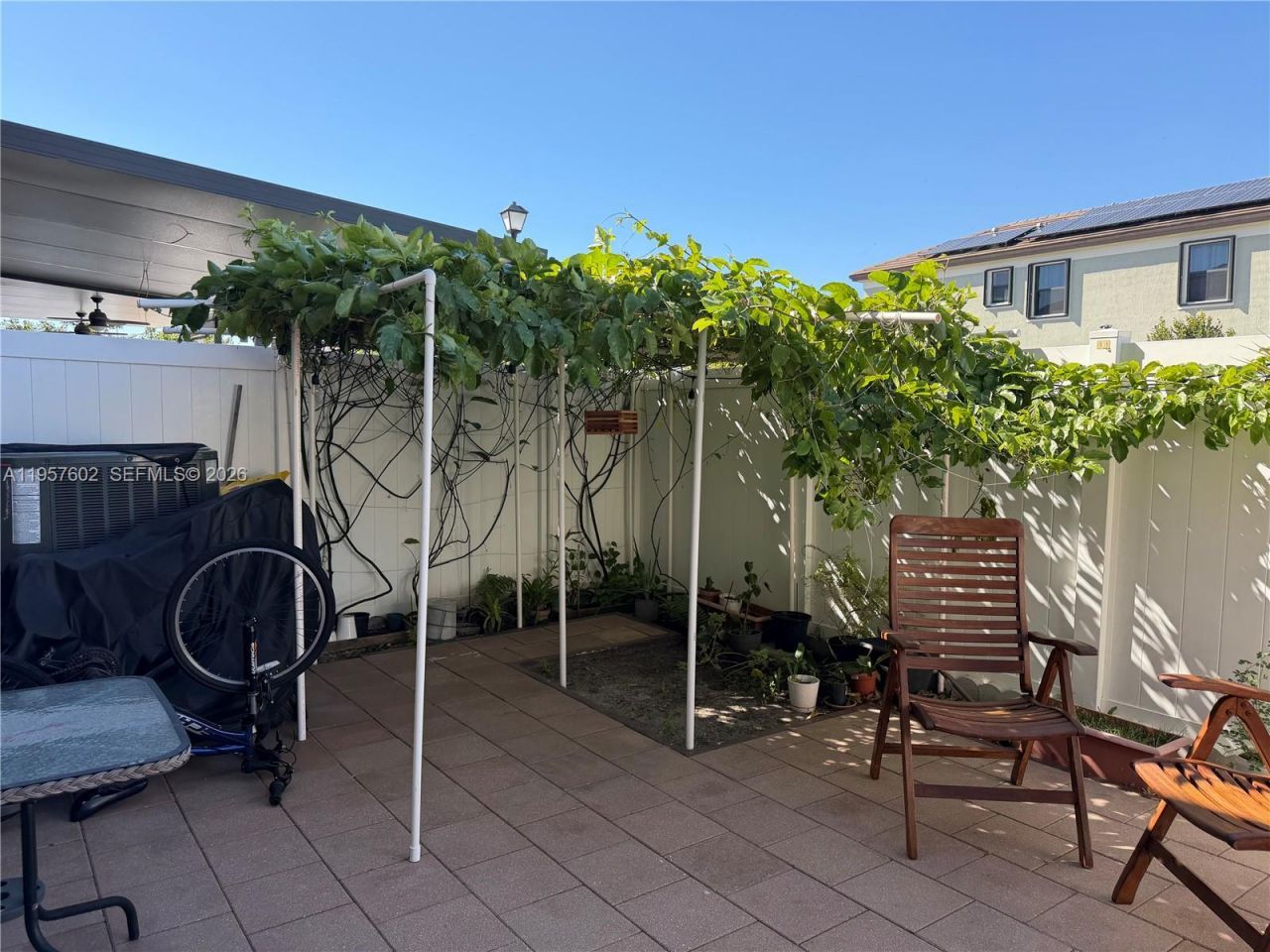 11032 W 33rd Way, Hialeah, FL 33018 Photo