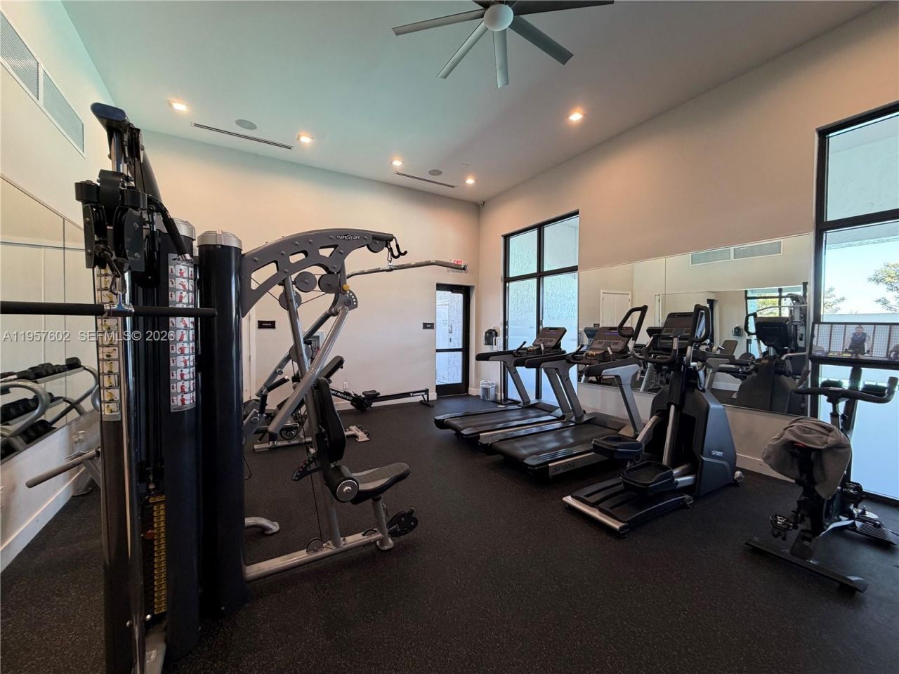 11032 W 33rd Way, Hialeah, FL 33018 Photo