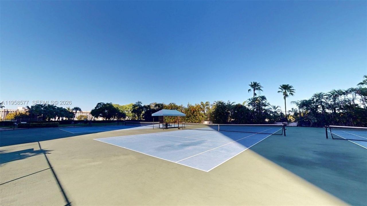 600 Three Islands Blvd, Unit 802, Hallandale Beach, FL 33009 Photo