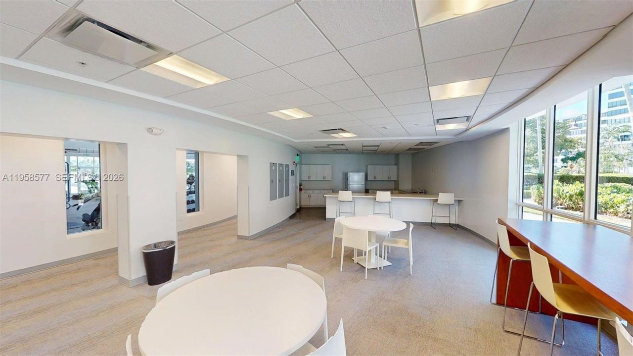 600 Three Islands Blvd, Unit 802, Hallandale Beach, FL 33009 Photo